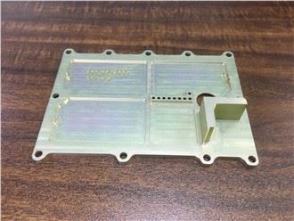 Plaque supérieure colorée en aluminium CNC en métal